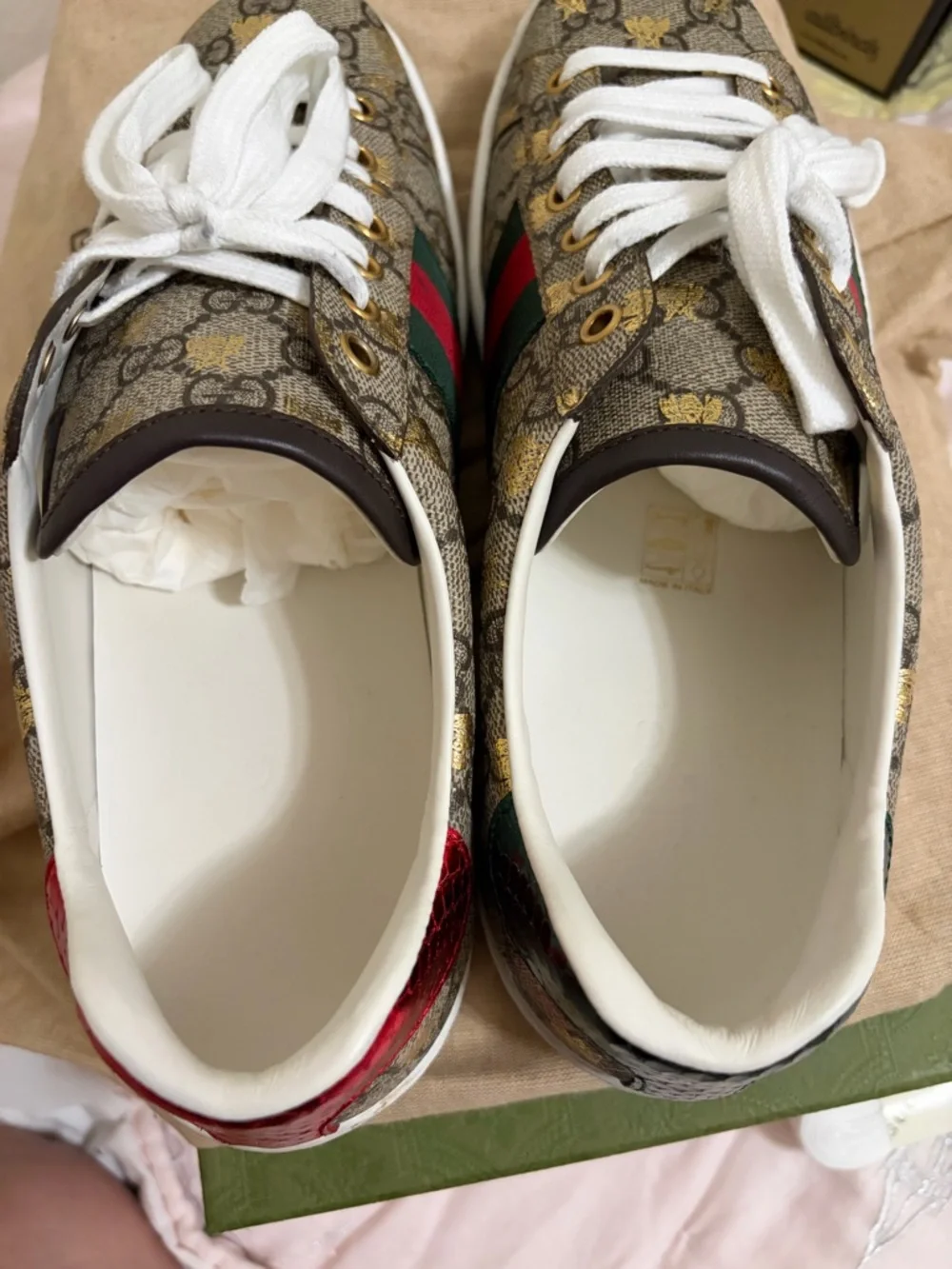 GG Supreme Monogram Bees Ayers Web Ace Sneakers Beige Oro Green Red - Picture 6 of 8